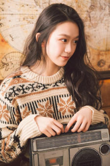 《年轻女教师4》免费观看